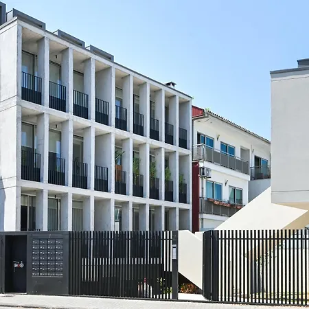 Casa Da Vanguarda By Se *
